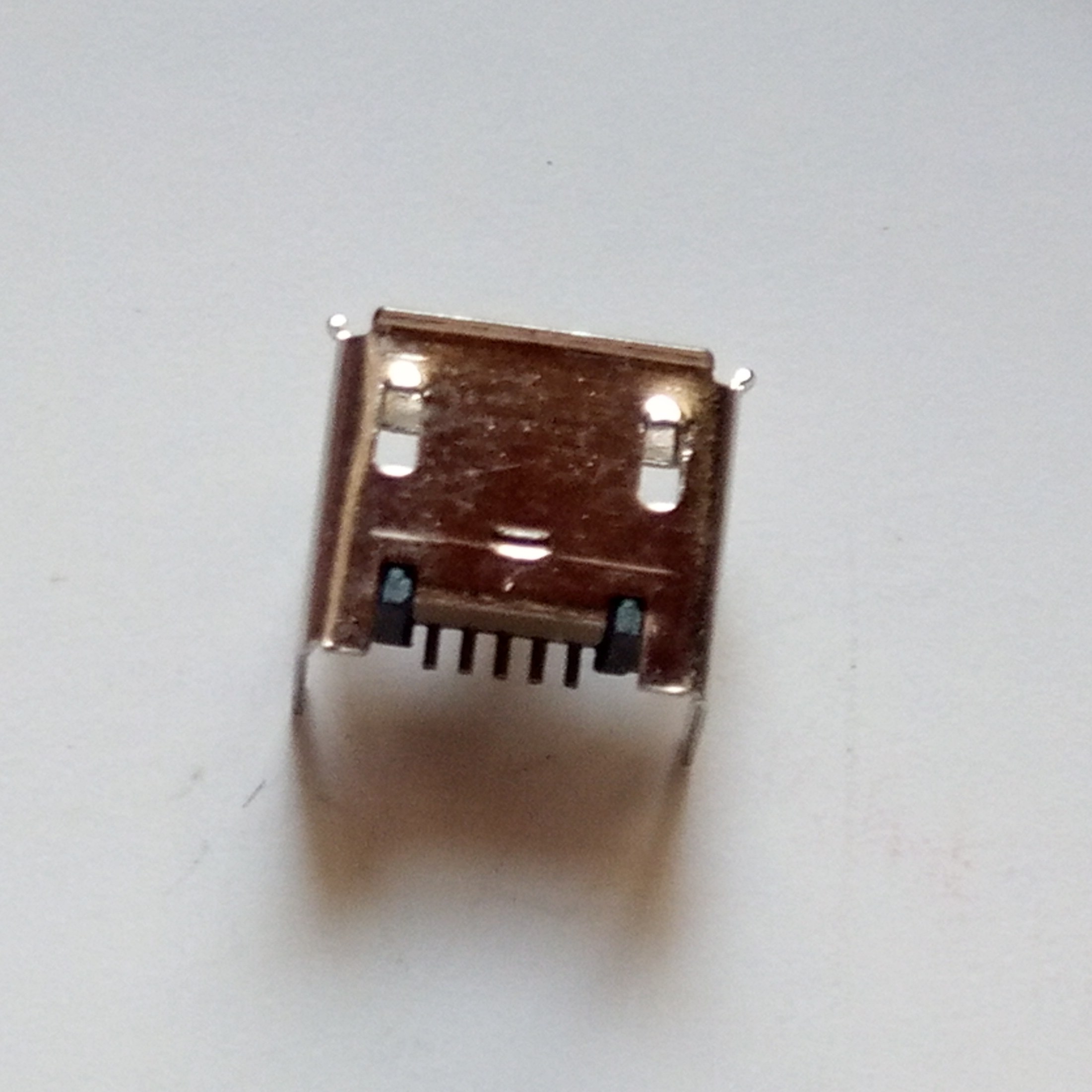 مادگی میکرو یو اس بی micro usb رو بردی پایه بلند خوابیده با 4 پایه نگهدارنده و 5 اتصال smd