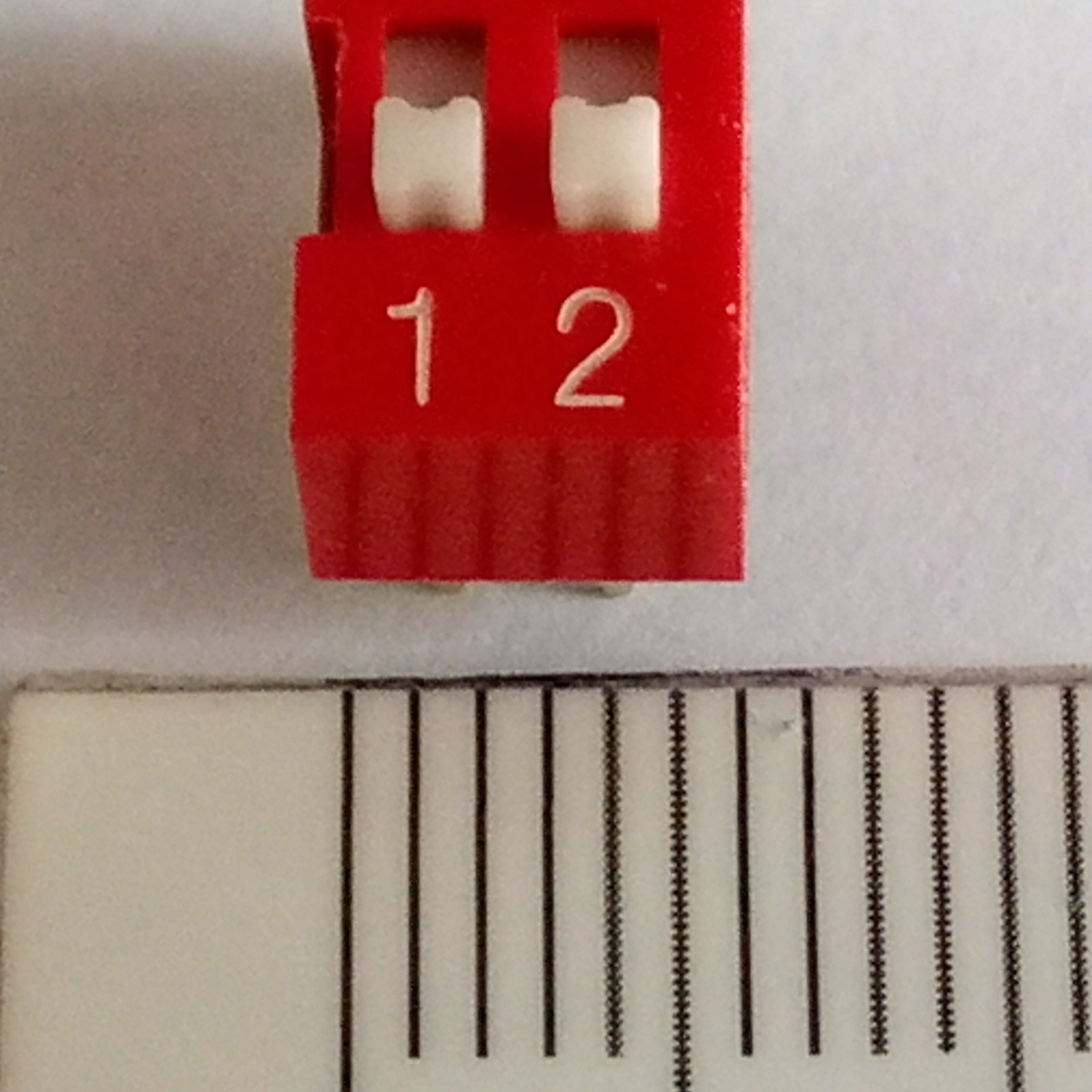 دیپ سوئیچ 2 دکمه قرمز کلید دو پل ریزDIP SWITCH-02RN
